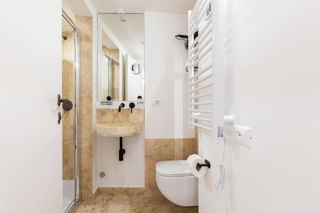 Bottega Augustea Duplex Apartment In Monti Roma Ngoại thất bức ảnh