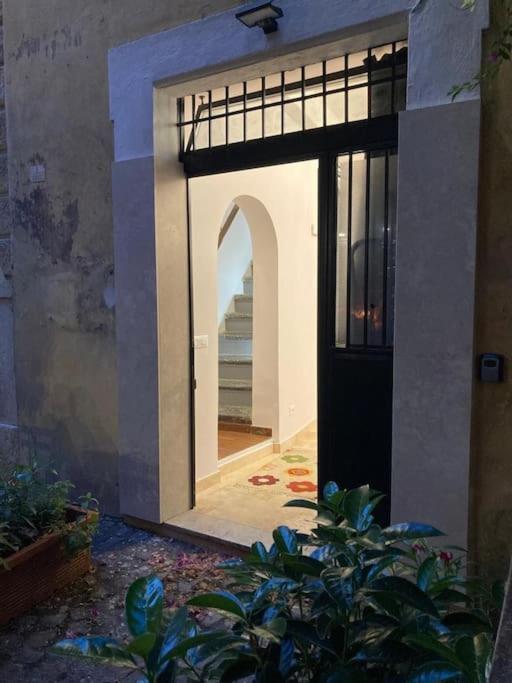 Bottega Augustea Duplex Apartment In Monti Roma Ngoại thất bức ảnh
