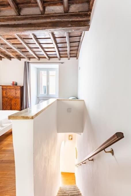 Bottega Augustea Duplex Apartment In Monti Roma Ngoại thất bức ảnh