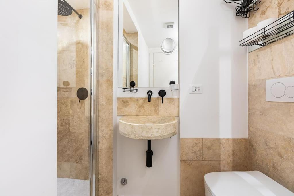 Bottega Augustea Duplex Apartment In Monti Roma Ngoại thất bức ảnh