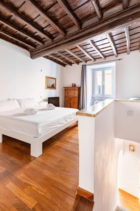 Bottega Augustea Duplex Apartment In Monti Roma Ngoại thất bức ảnh